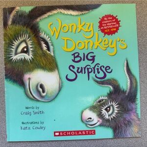 Scholastic's Wonky Donkey's Big Surprise - Green and Purple Cover